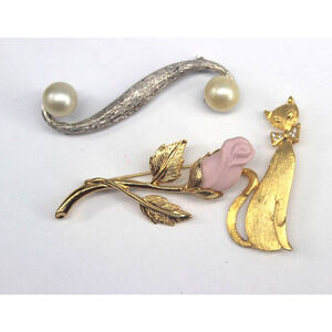 Lot of 3 Brooches Avon Rose Box Gold Tone Rhinestone Cat DuBarry Faux Pearl Bar